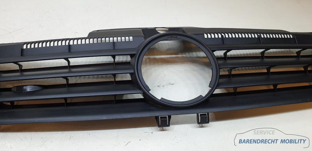 Radiateur grille VW Polo 9N 6Q0853651 zwart MK4 grill origin, Gebruikt, Volkswagen, Volkswagen AG, Berliner Ring 2
38440  Wolfsburg, DE