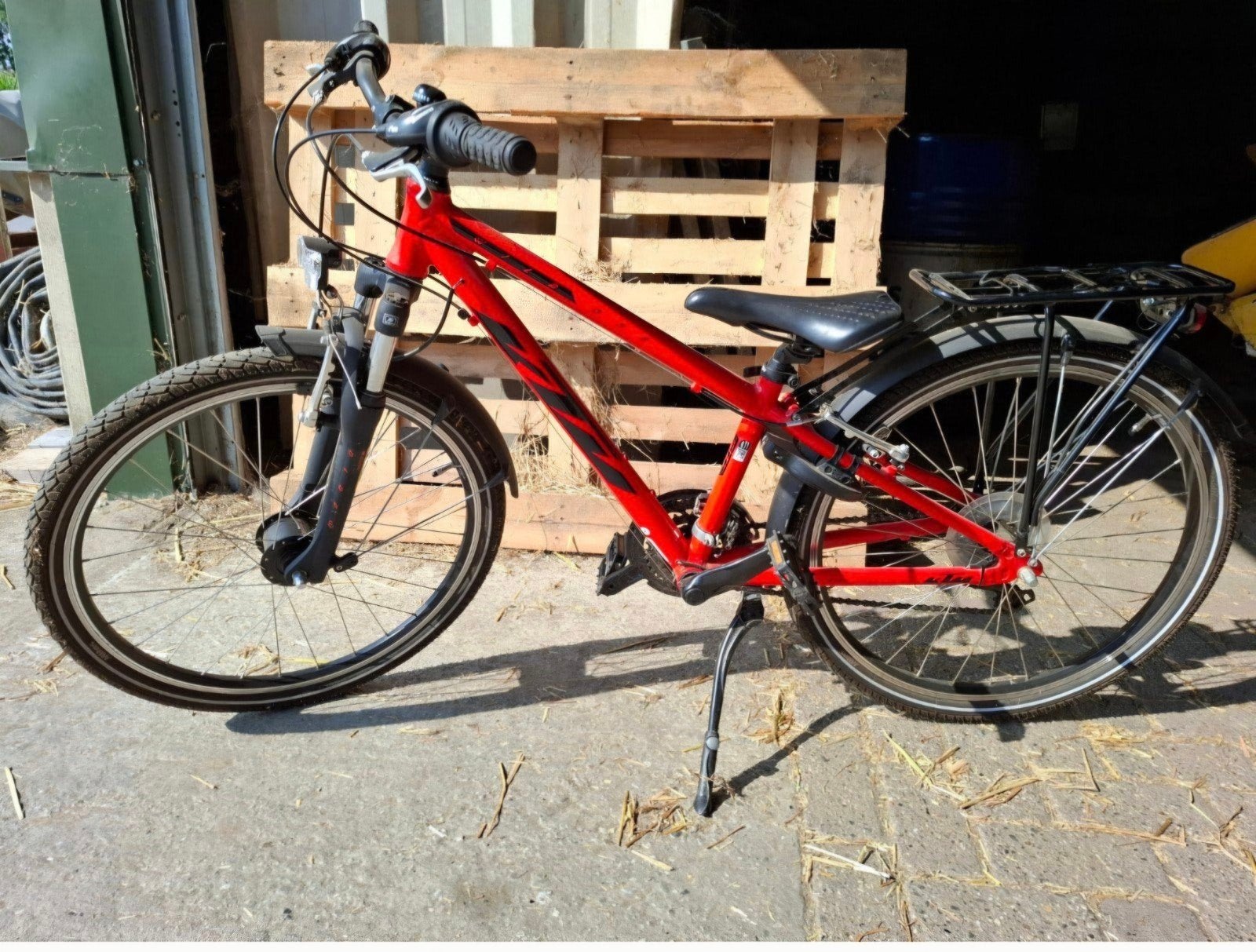 KTM Kinderfiets Rood - 24 inch - Zo goed als nieuw, Fietsen en Brommers, Velgrem, Versnellingen, Minder dan 49 cm, Zo goed als nieuw