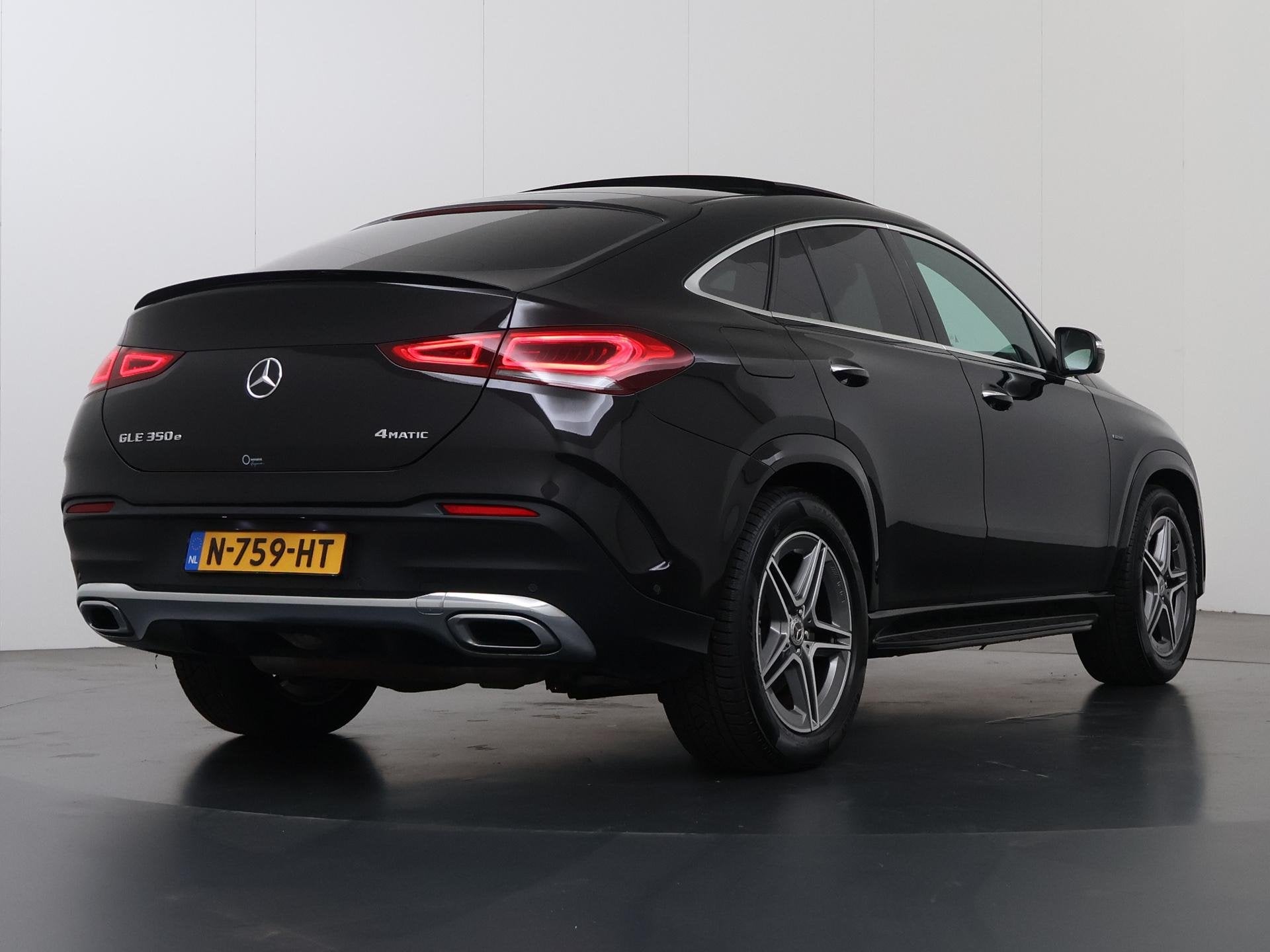 Mercedes-Benz GLE-klasse Coupé 350 e 4MATIC Premium | AMG |, Auto's, Gebruikt, 4 cilinders, 2525 kg, Zwart