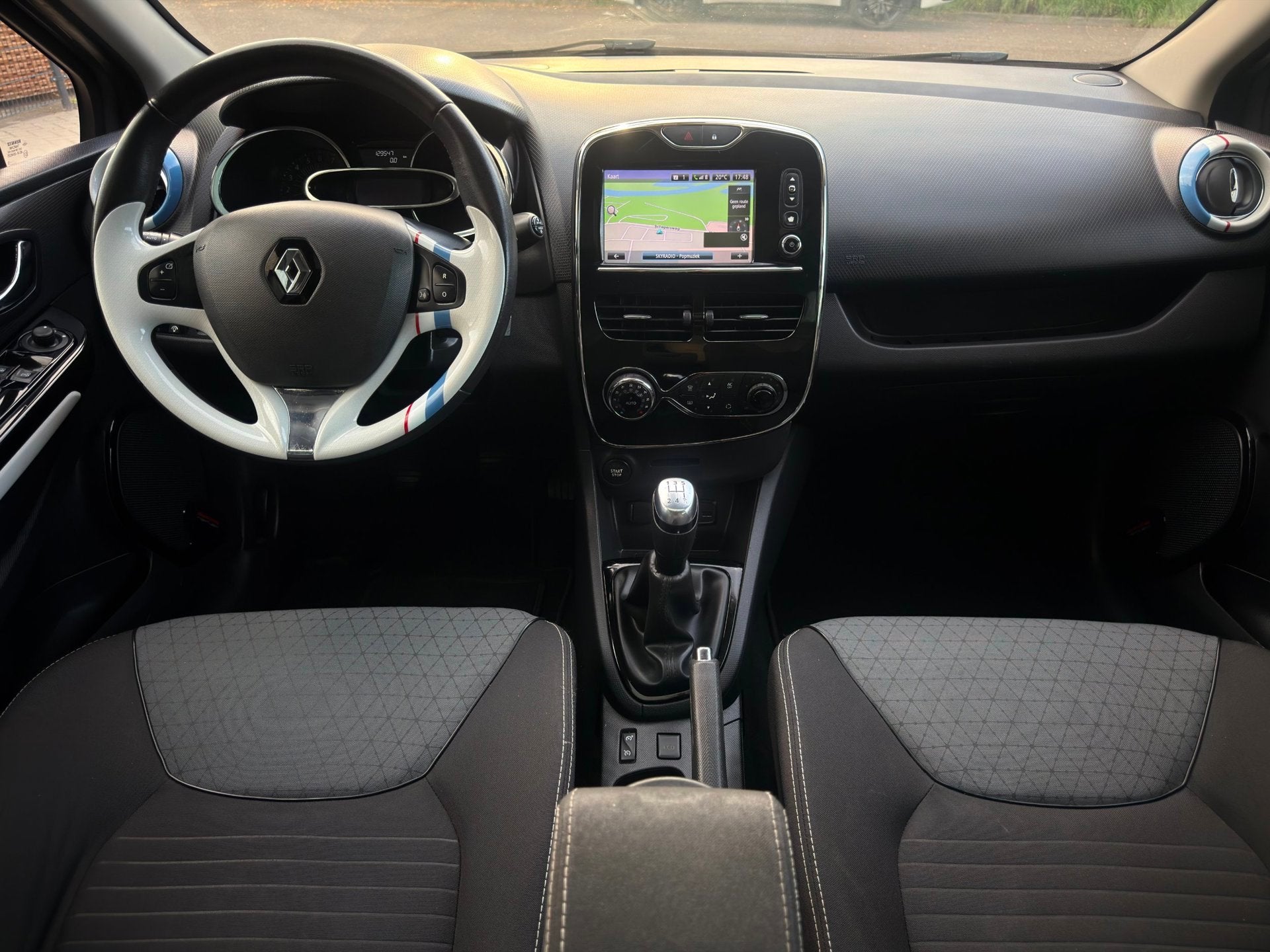 Foto 11 van Renault Clio 0.9 TCe Dynamique|Airco|Pano|Camera|Keyless|NAP