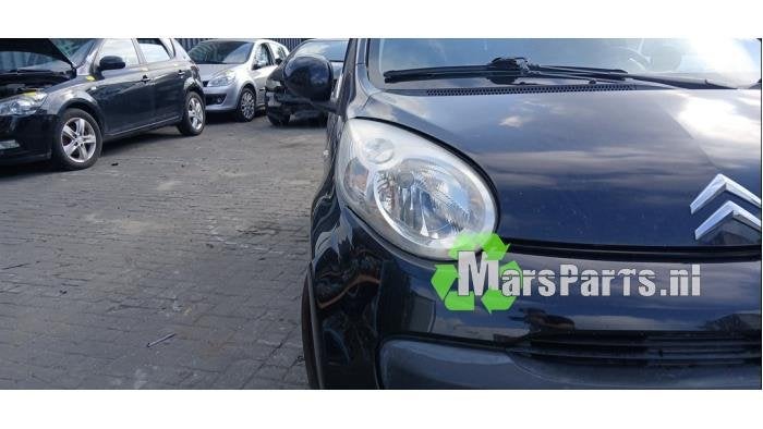 Koplamp rechts van een Citroen C1
