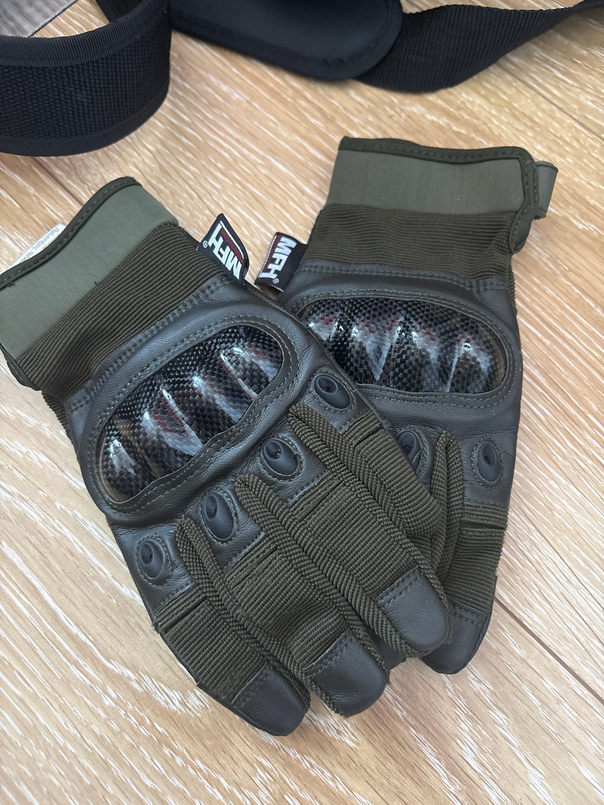 Nieuwe Airsoft Handschoenen - MFH - Groen, Ophalen of Verzenden, Nieuw, Handschoenen