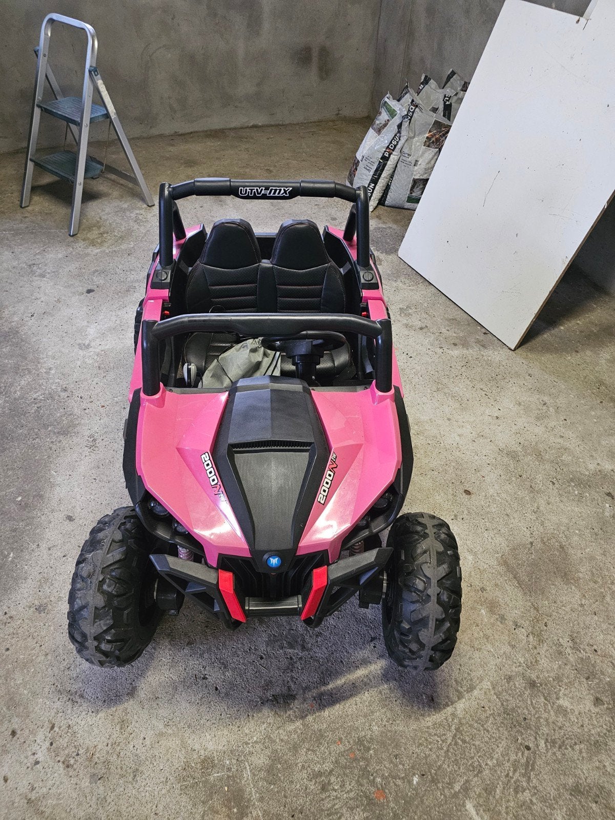 Buggy 2-Persoons Kinderauto Roze, ., Zo goed als nieuw, ., .