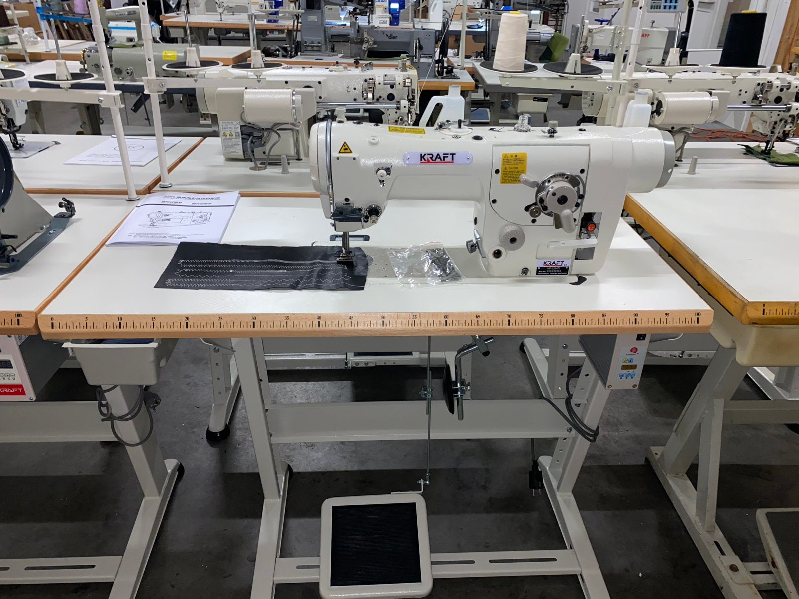 Industriele naaimachine kraft zigzag 1/3staps rechtesteek, Overige merken, Kraft, Kraft, Nieuw