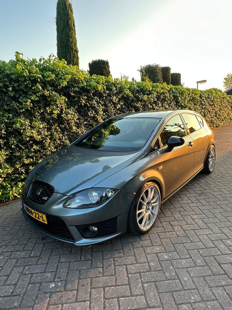Seat Leon cupra R, Auto's, Voorwielaandrijving, 1984 cc, Leon, Handgeschakeld
