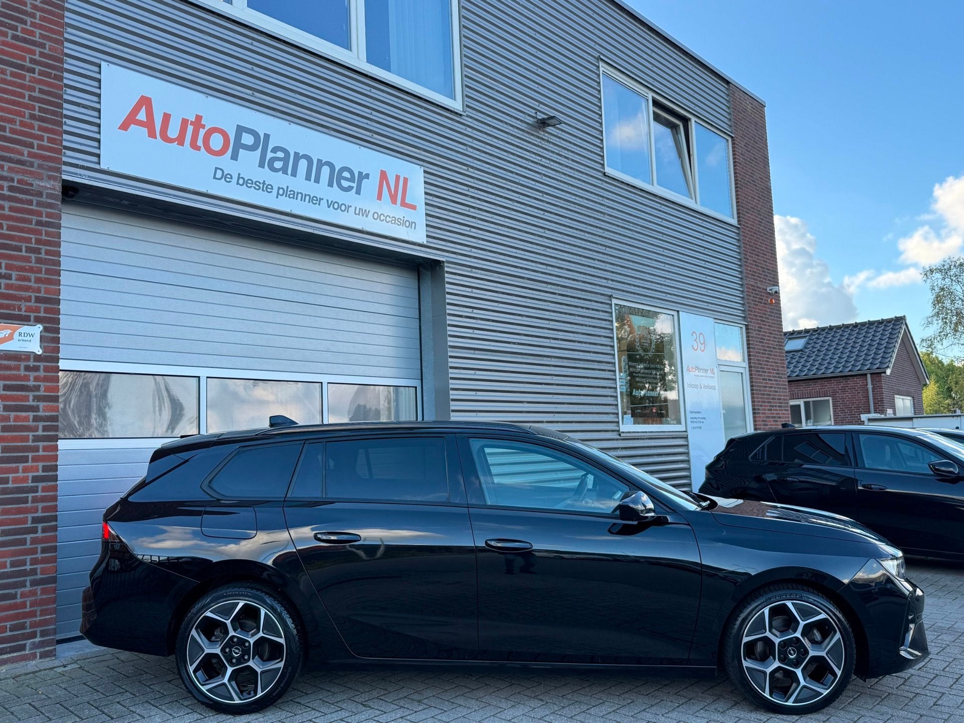 Opel Astra 1.2 Turbo Ultimate! Incl. Btw! 360 Camera! Pano, Dealer onderhouden, Gebruikt, Zwart, 1199 cc