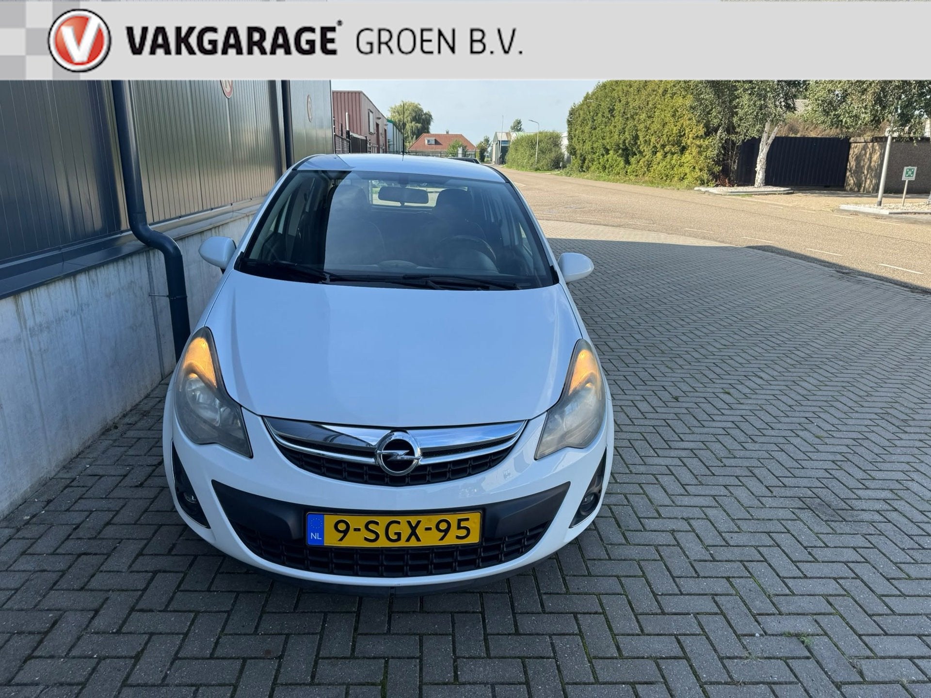 Opel Corsa 1.2-16V Design Edition (86pk) 5-drs Navi | Cruise, Voorwielaandrijving, Gebruikt, 4 cilinders, 1229 cc