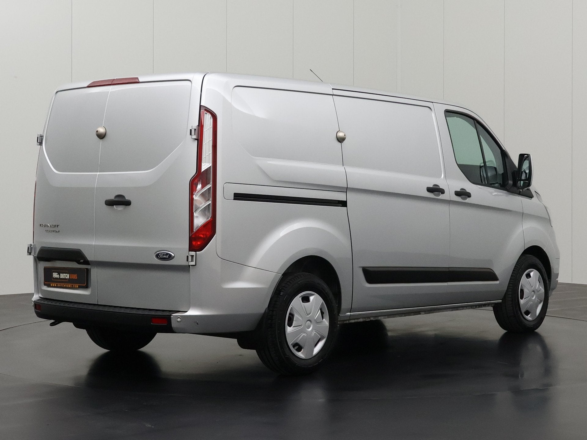 Ford Transit Custom 2.0TDCi 130PK Automaat | Multimedia | Ca, Dealer onderhouden, Gebruikt, Euro 6, Diesel