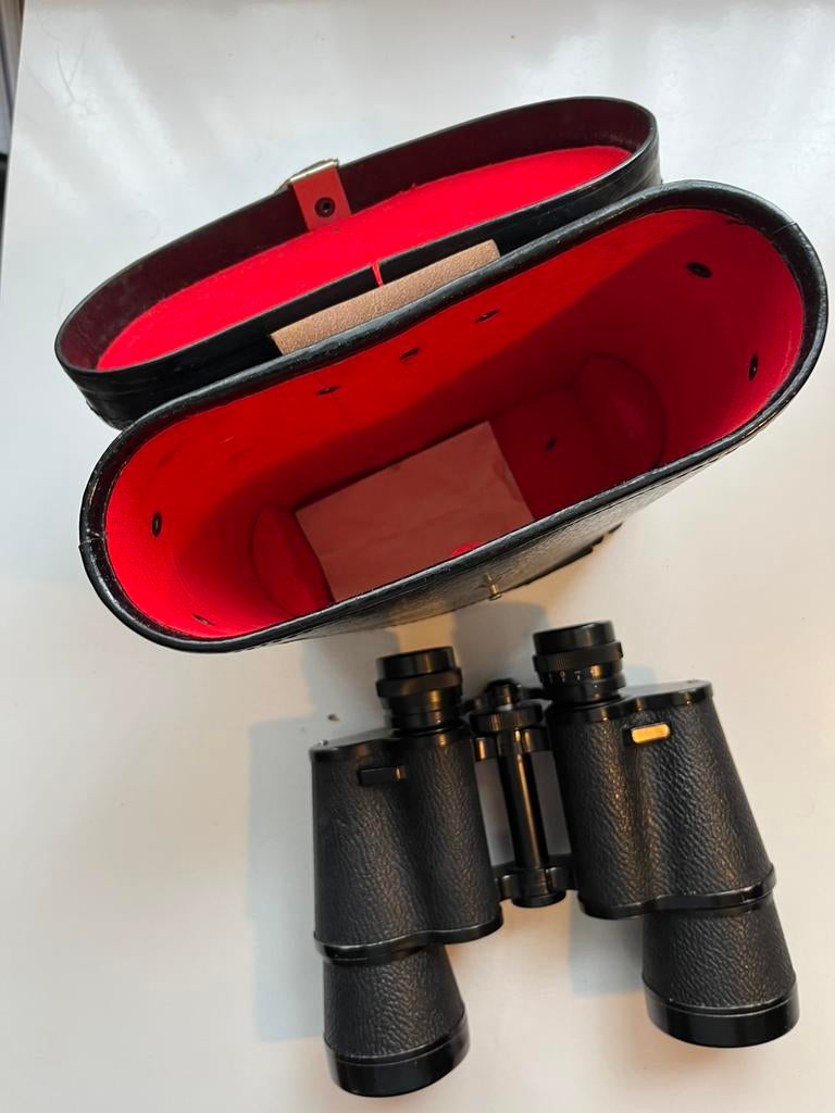 Verrekijker Pallas triple tested 12x50 in houder, Gebruikt, Verzenden, Porro (met knik), 20x of meer