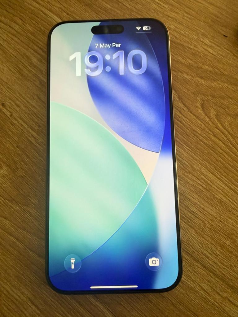 iPhone 16 pro max 256 gb - Desert titanium - Batterij 93%, Telecommunicatie, Mobiele telefoons | Apple iPhone, IPhone 16 Pro Max