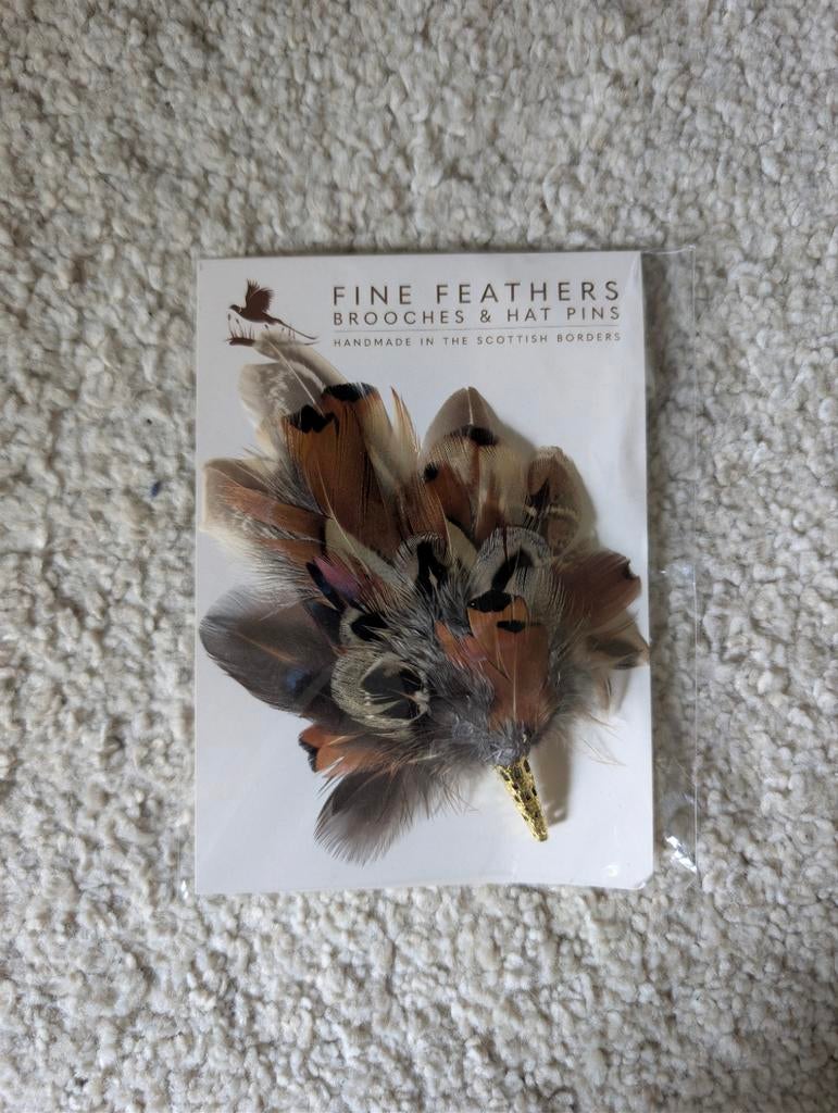 Broche van veren uit Schotland, Ophalen, Nieuw, Overige materialen