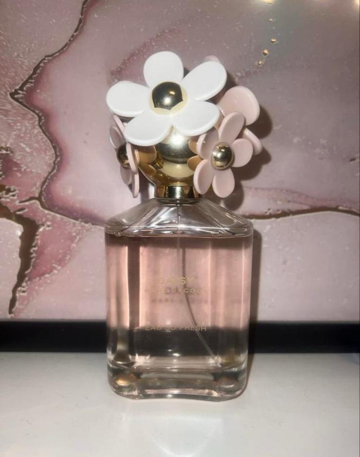 Marc Jacobs Daisy Eau So Fresh 125 ml Parfum, Ophalen of Verzenden, Zo goed als nieuw