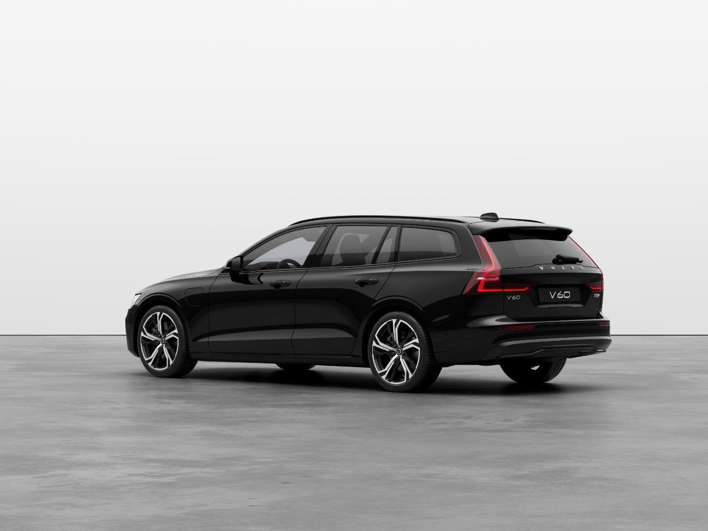 Volvo V60 T8 Plug-in hybrid AWD Ultra Dark | Ledere bekledin, Automaat, 180 min, Zwart, 455 pk