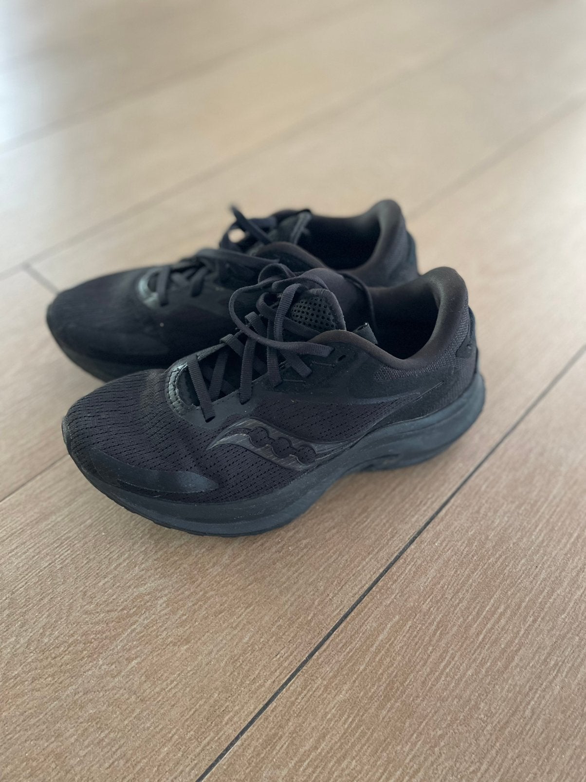 Saucony hardloopschoenen, Ophalen of Verzenden, Zo goed als nieuw, Overige typen