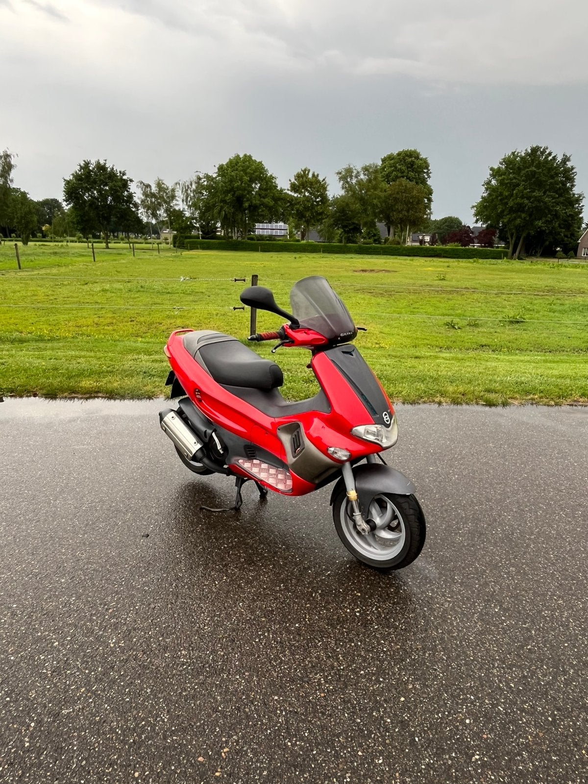 Gilera runner 180cc duits, Fietsen en Brommers, Scooters | Piaggio, Ophalen of Verzenden, Zo goed als nieuw, Benzine, Overige modellen