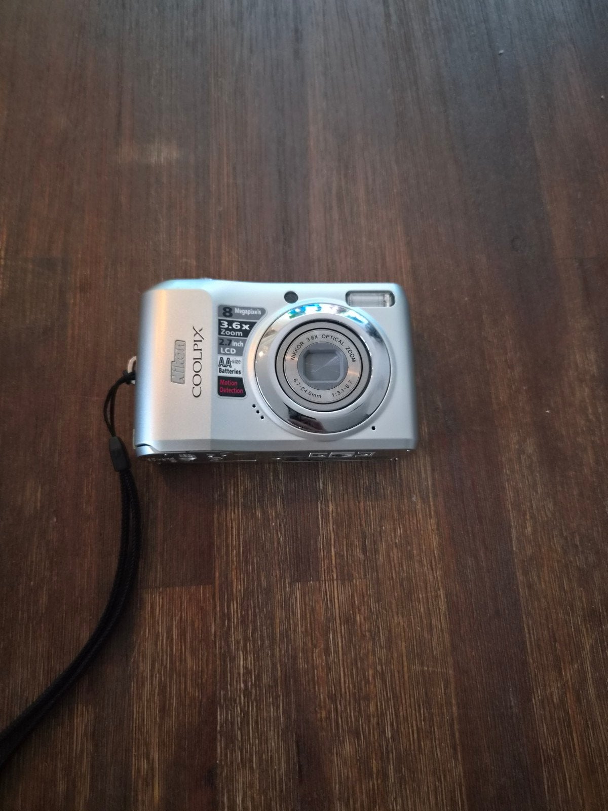Nikon Coolpix L19 Compactcamera - 8 Megapixels, Ingebouwde flitser, Gebruikt, Geheugenkaart, Ophalen of Verzenden