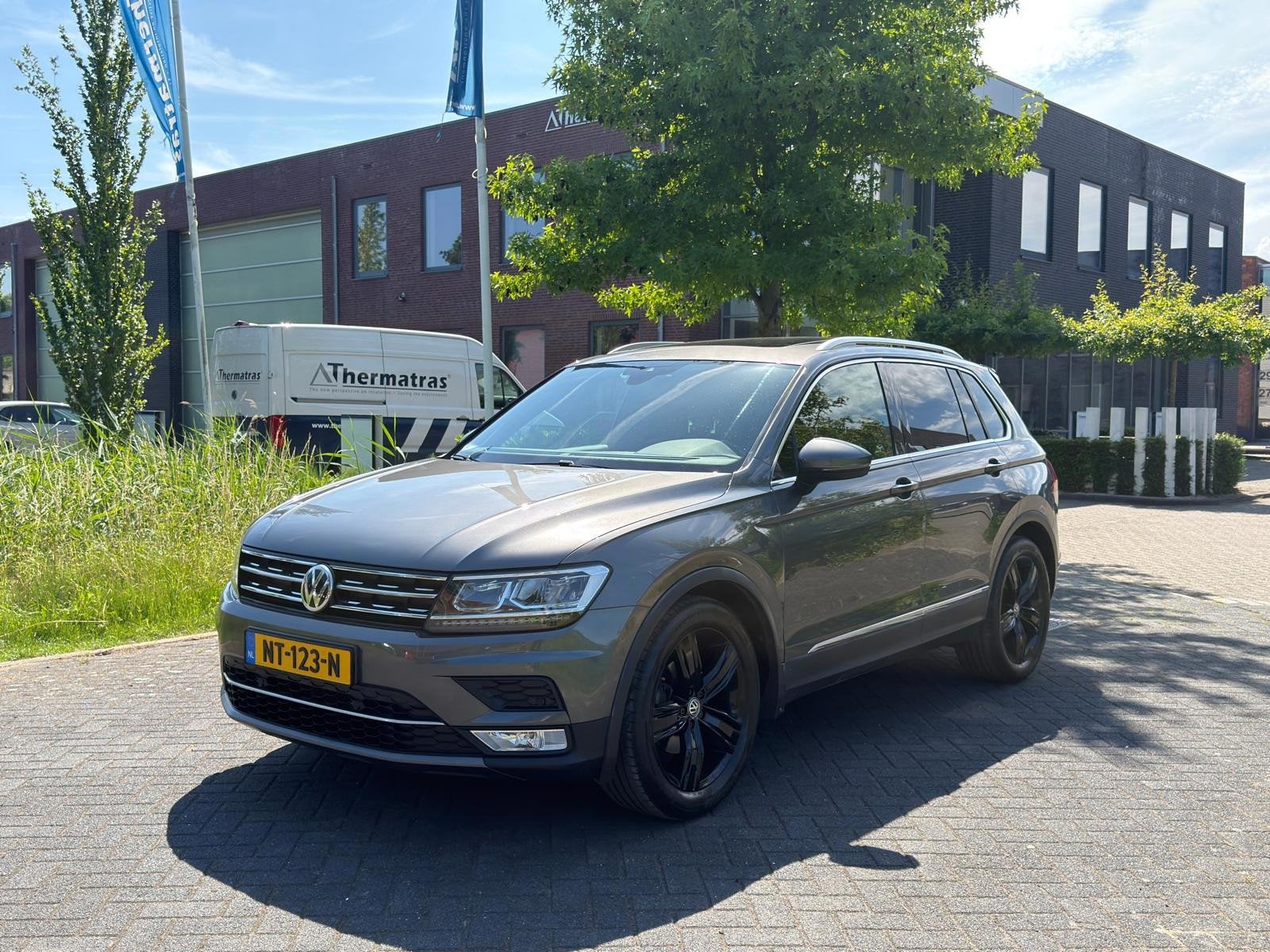 Volkswagen Tiguan 1.4 TSI ACT Highline, Auto's, Euro 6, 4 cilinders, 150 pk, Origineel Nederlands
