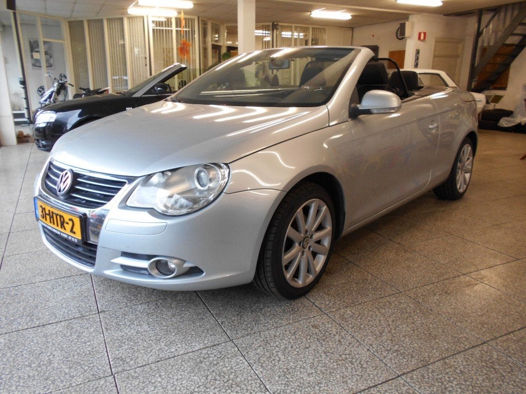 Volkswagen EOS 2.0FSi NL-auto !!!  Super netjes, motorisch g, Auto's, Volkswagen, Voorwielaandrijving, Gebruikt, 4 cilinders, 4 stoelen
