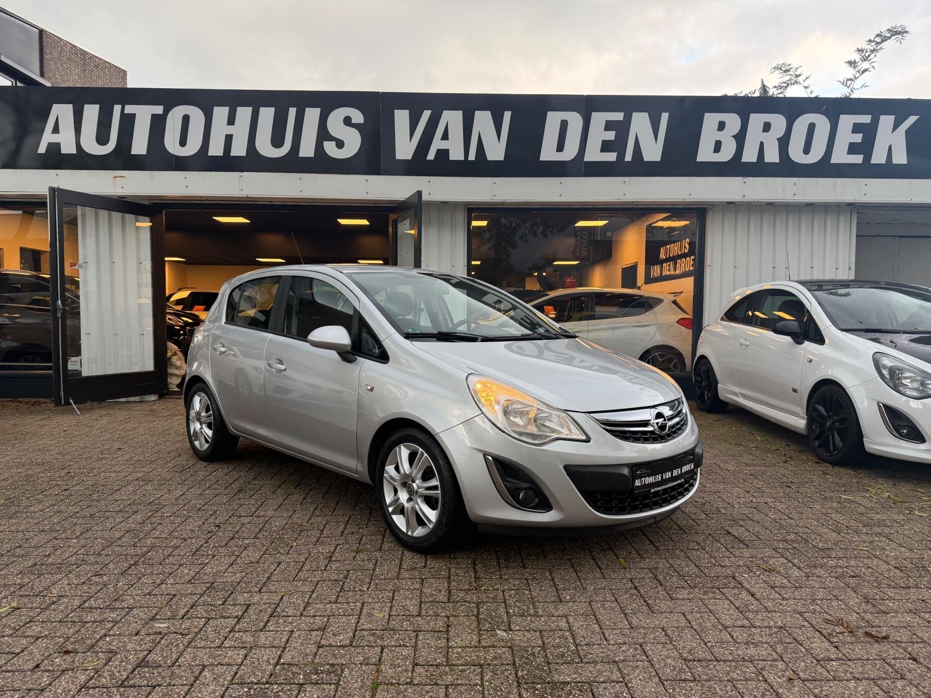 Opel Corsa 1.2-12V Facelift|5Deurs|Airco|Cruise|Lmv|Elek Pak, Voorwielaandrijving, Zwart, Origineel Nederlands, Bedrijf