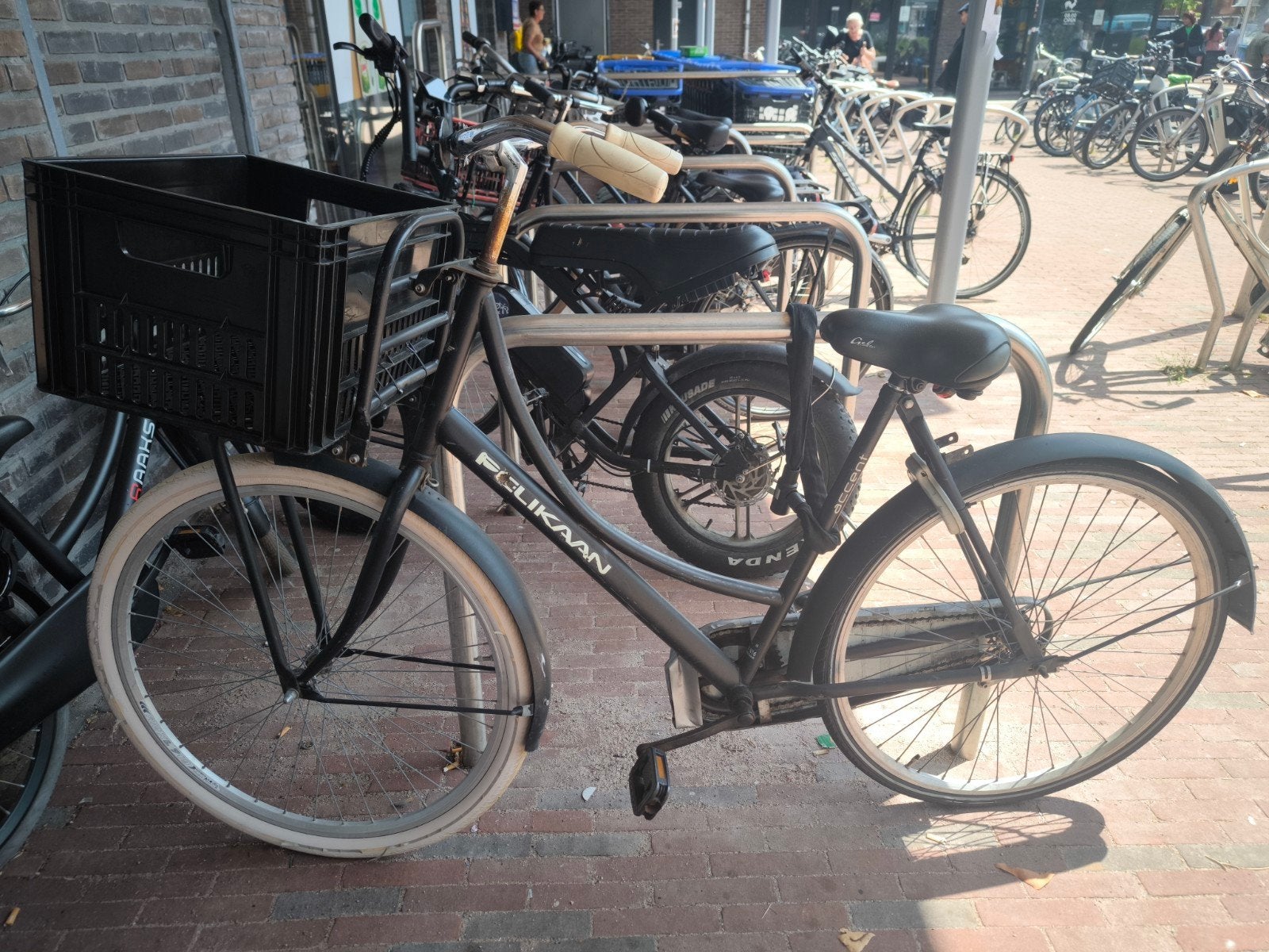 City bike with basket, Ophalen, Gebruikt