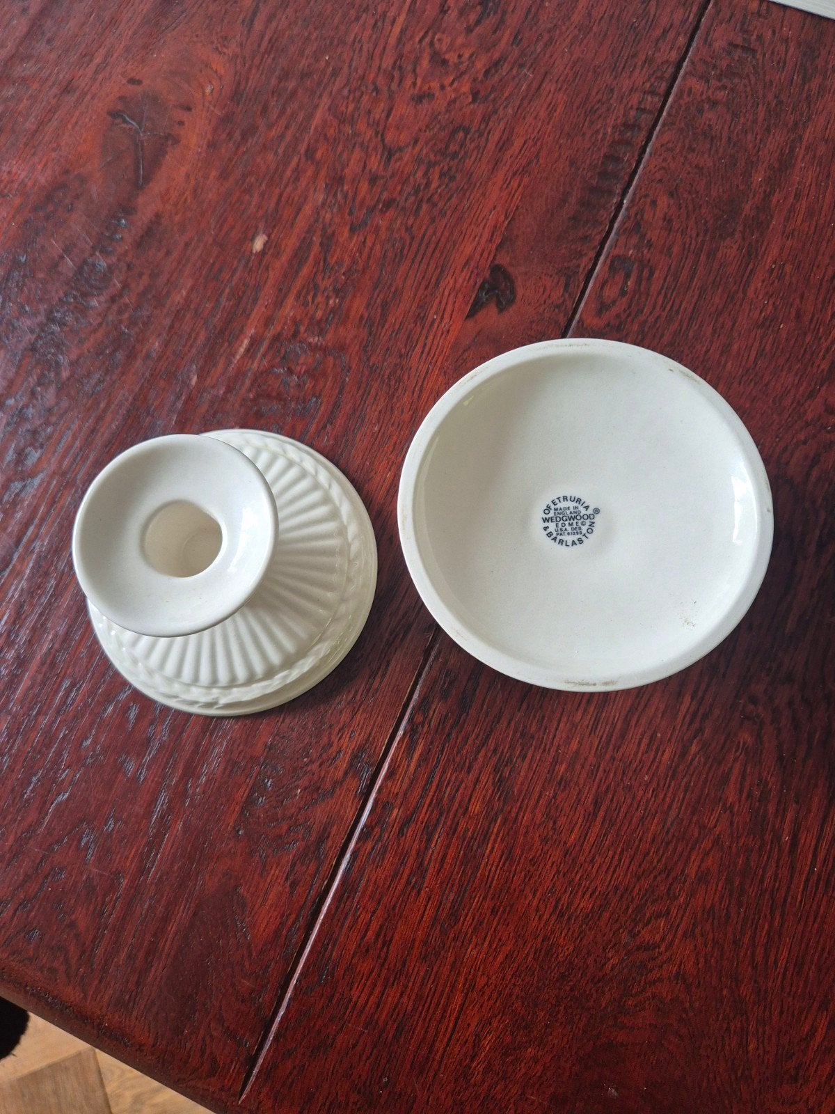 Set van 2 Wedgwood Etruria Barlaston kandelaars, Ophalen of Verzenden, Keramiek of Aardewerk