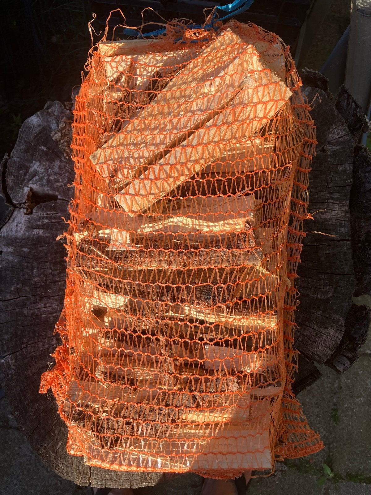 Netzak haardhout - aanmaakhout-BBQ hout, Minder dan 3 m³, Ophalen, Berkenhout, Blokken