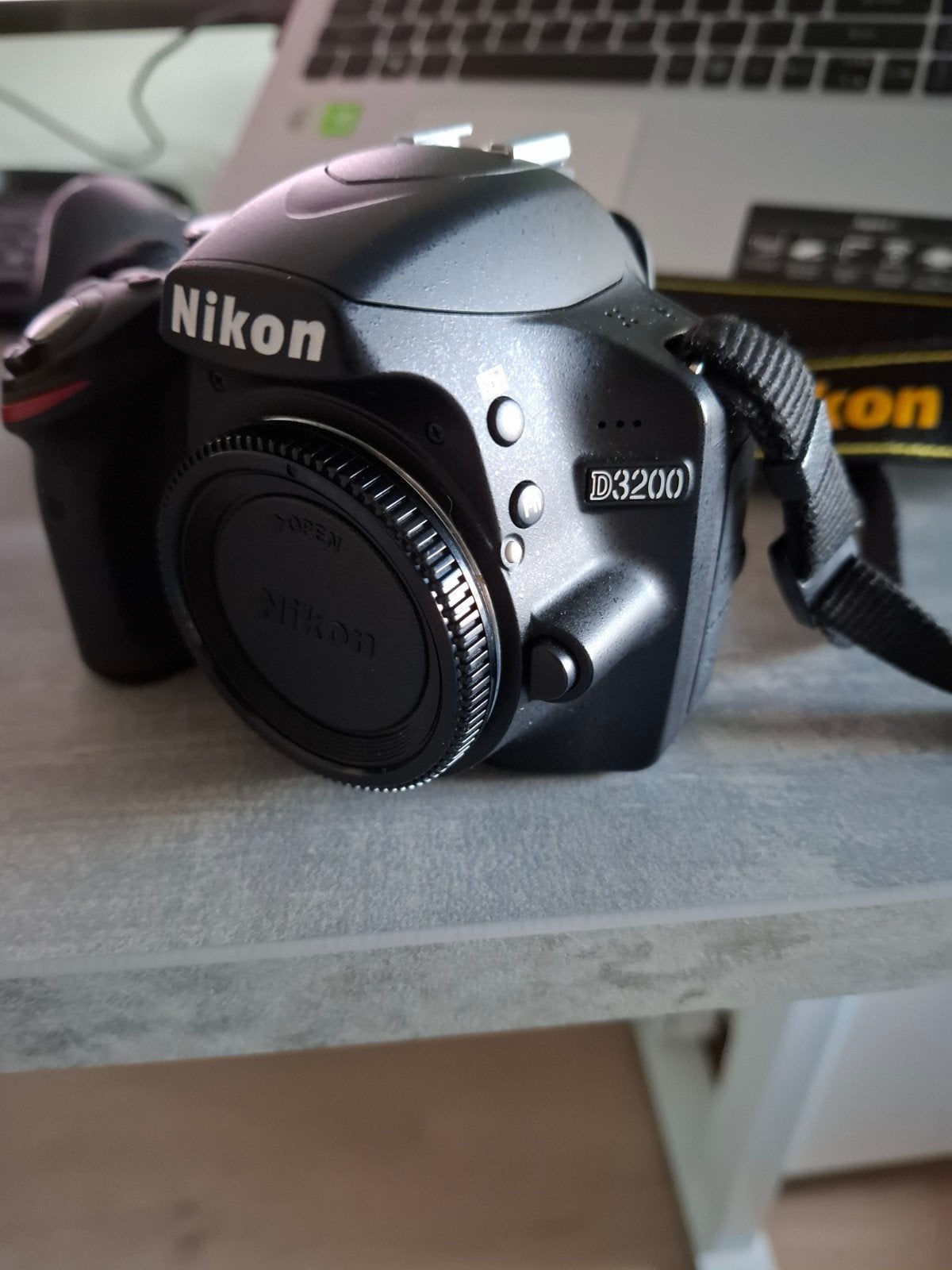 Nikon D3200 spiegelreflexcamera, Ophalen, Accu, Spiegelreflex, Zo goed als nieuw