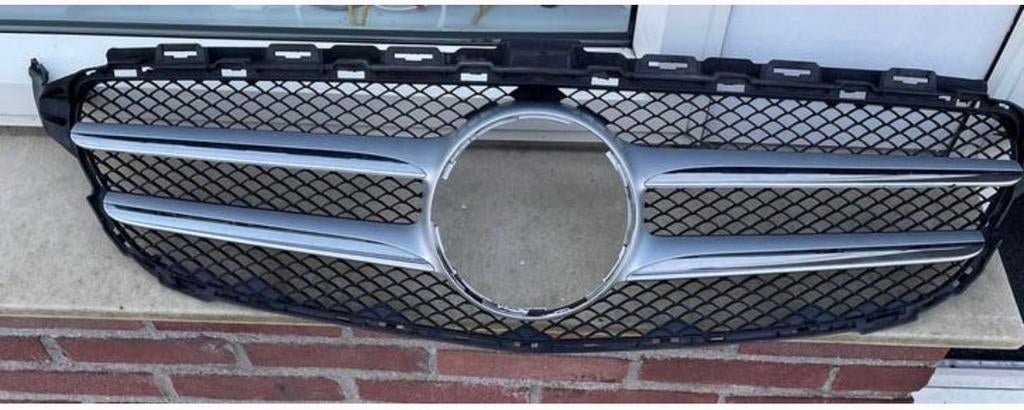 Mercedes C-klasse W205 Voorgrille 2014-2018, Ophalen, Gebruikt, Voor, Mercedes-Benz