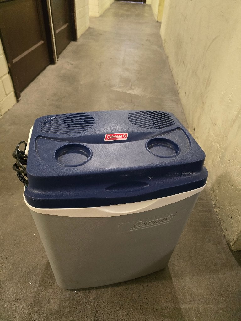 Coleman thermo-elektrische koel/warmhoudbox 12V auto camper, Ophalen of Verzenden, Zo goed als nieuw, Koelbox, Elektrisch