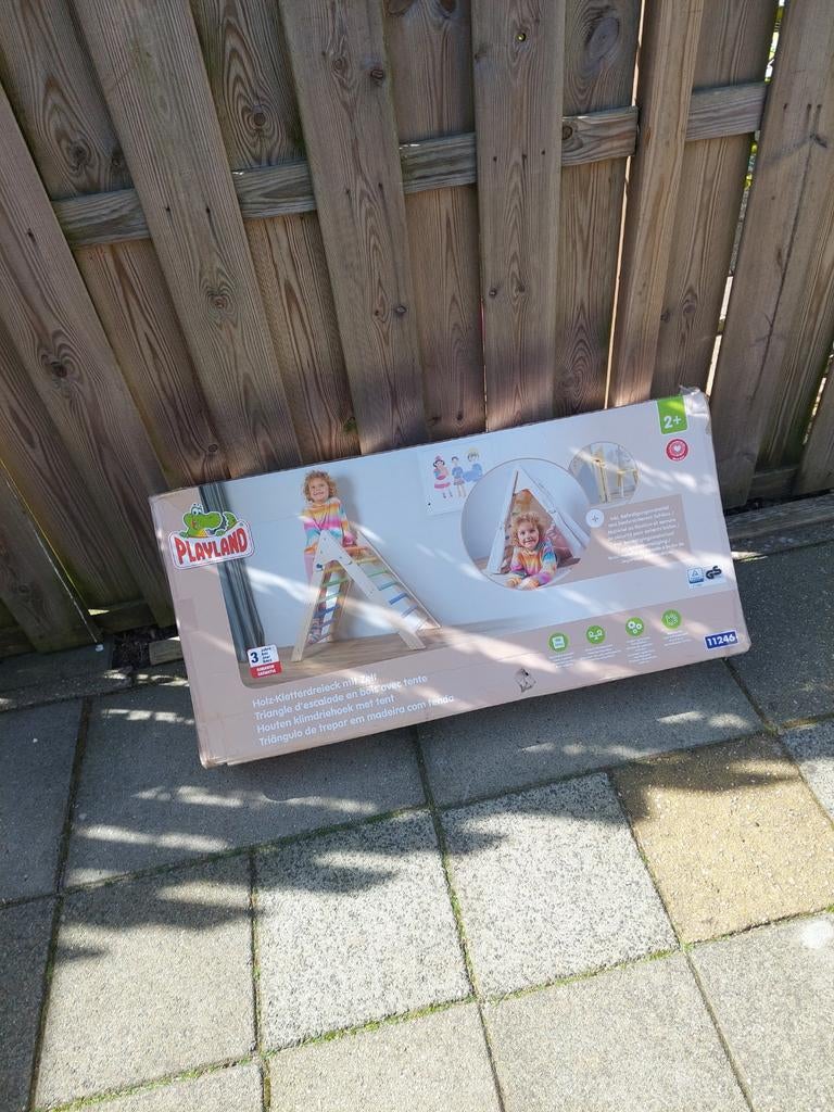 Nieuwe Playland Klimdriehoek met Tentdoek, Ophalen
