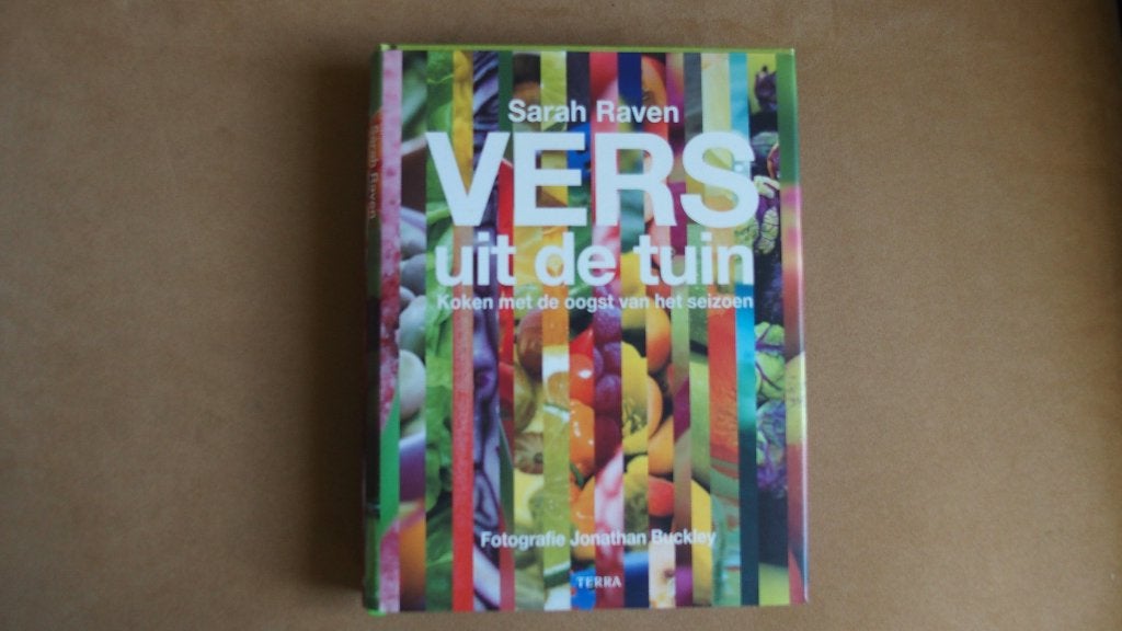 Vers uit de tuin - Koken met de oogst van het seizoen - kook, Ophalen of Verzenden, Zo goed als nieuw, Dieet en Voeding, Sarah Raven