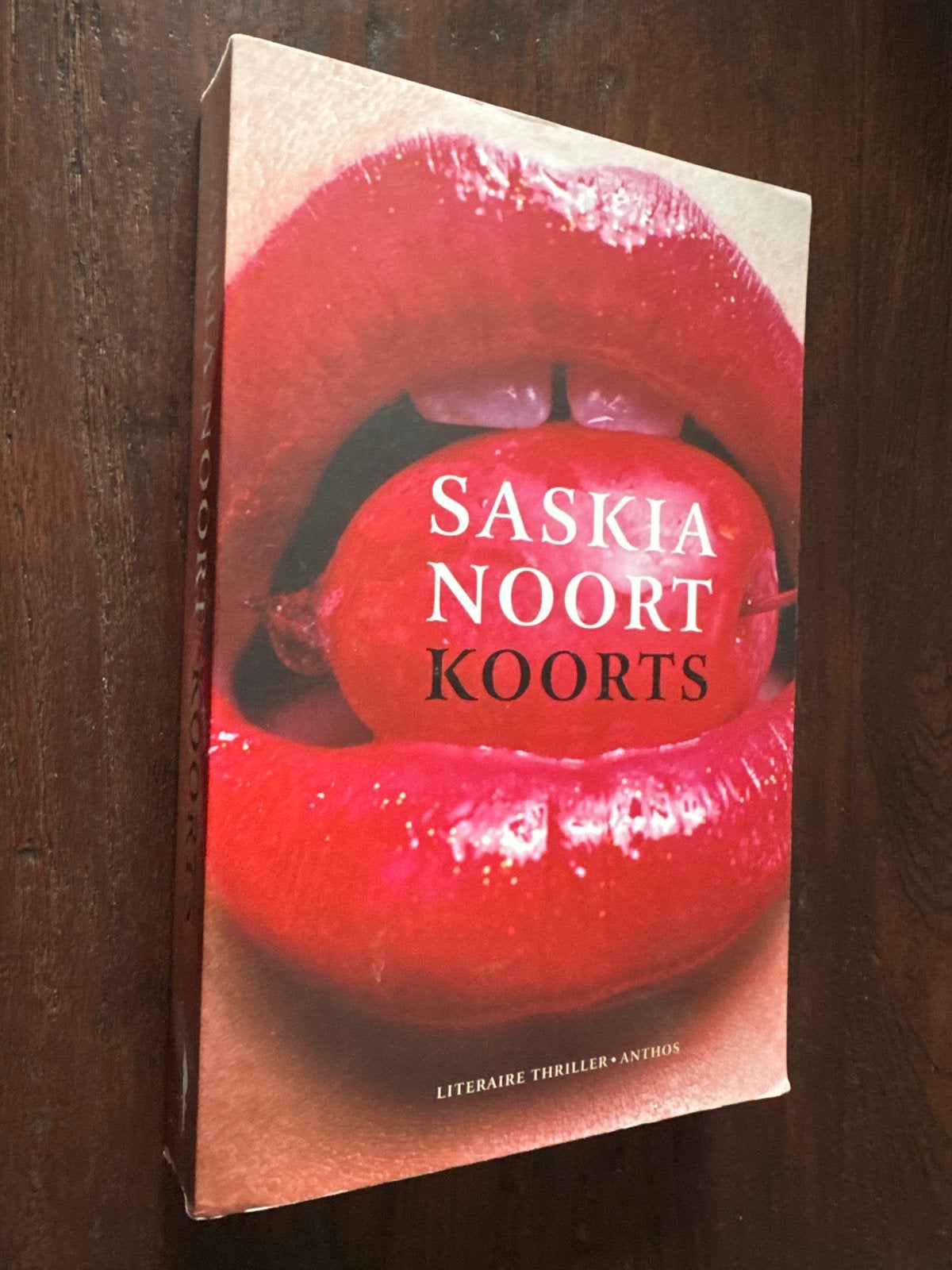 Saskia Noort - Koorts (Literaire thriller), Ophalen of Verzenden, Zo goed als nieuw