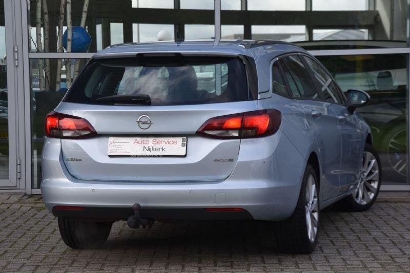 Opel Astra Tourer 1.0 Turbo | Navi | Schuifdak | Trekhaak |, Auto's, Stof, Gebruikt, 1178 kg, 620 kg