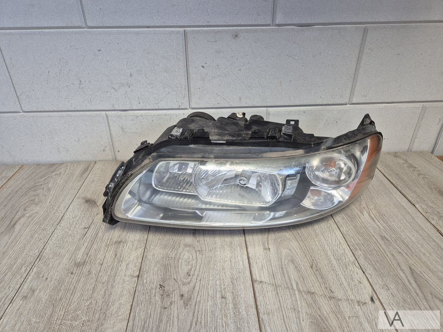 Volvo S60 V70 XC70 2004 - 2008 koplamp xenon links 30784247, Gebruikt, -, -, Ophalen of Verzenden