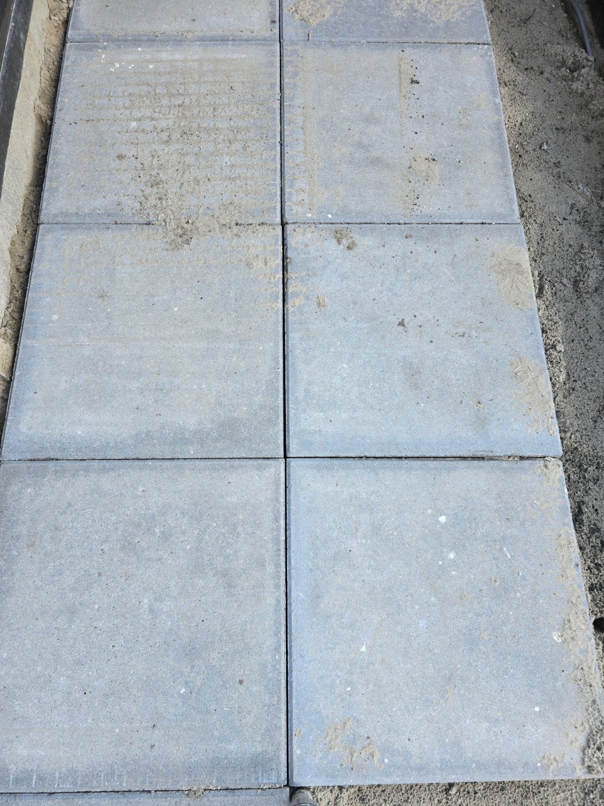 13 gebruikte betontegels 50x50 cm, Tuin en Terras, Ophalen, Gebruikt