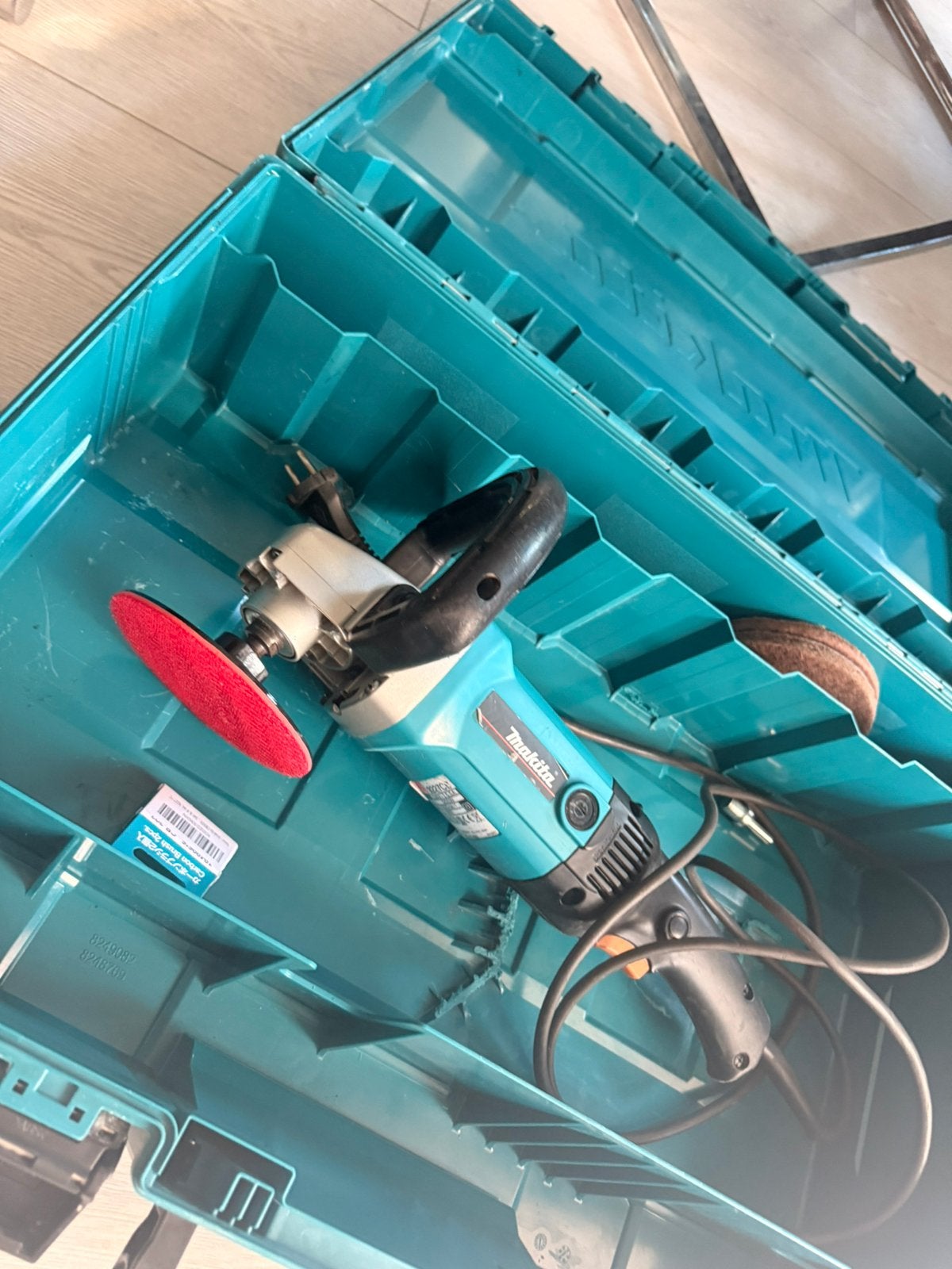 Makita 9227CB  schuur- en poetsmachine met koffer !, Doe-het-zelf en Verbouw, Ophalen of Verzenden, Gebruikt