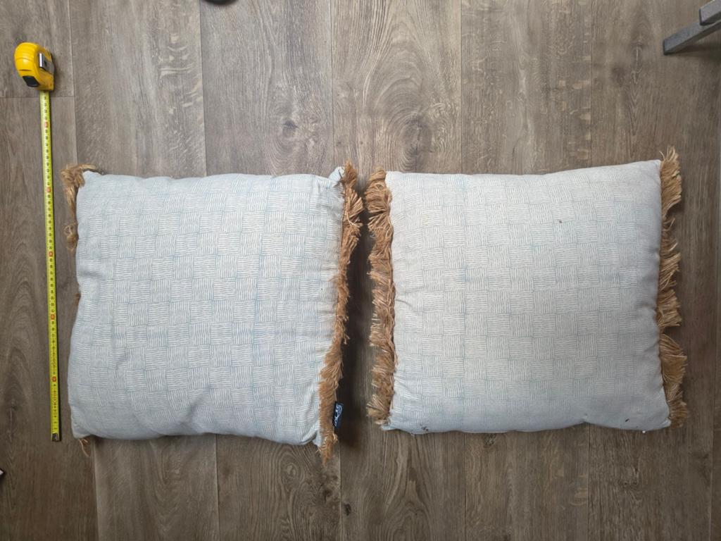 Set van 2 Unique Living kussens met franjes, Huis en Inrichting, Woonaccessoires | Kussens, Ophalen of Verzenden, Gebruikt, Overige kleuren