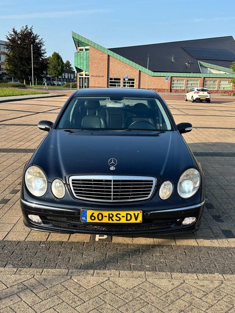 Mercedes-Benz E-Klasse 2.2 CDI E220 Sedan AUT 2006 Blauw, Ophalen of Verzenden