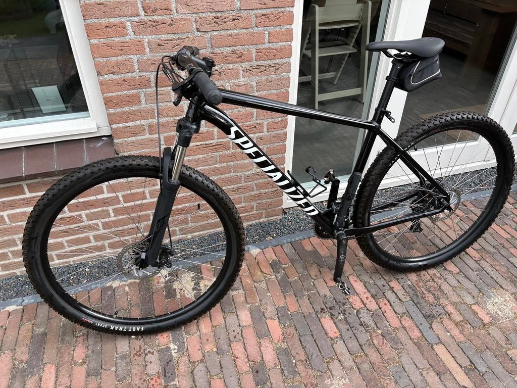 Specialized Rockhopper 29 XL Tarmac Black/White mountainbike, Fietsen en Brommers, Fietsen | Mountainbikes en ATB, Zo goed als nieuw