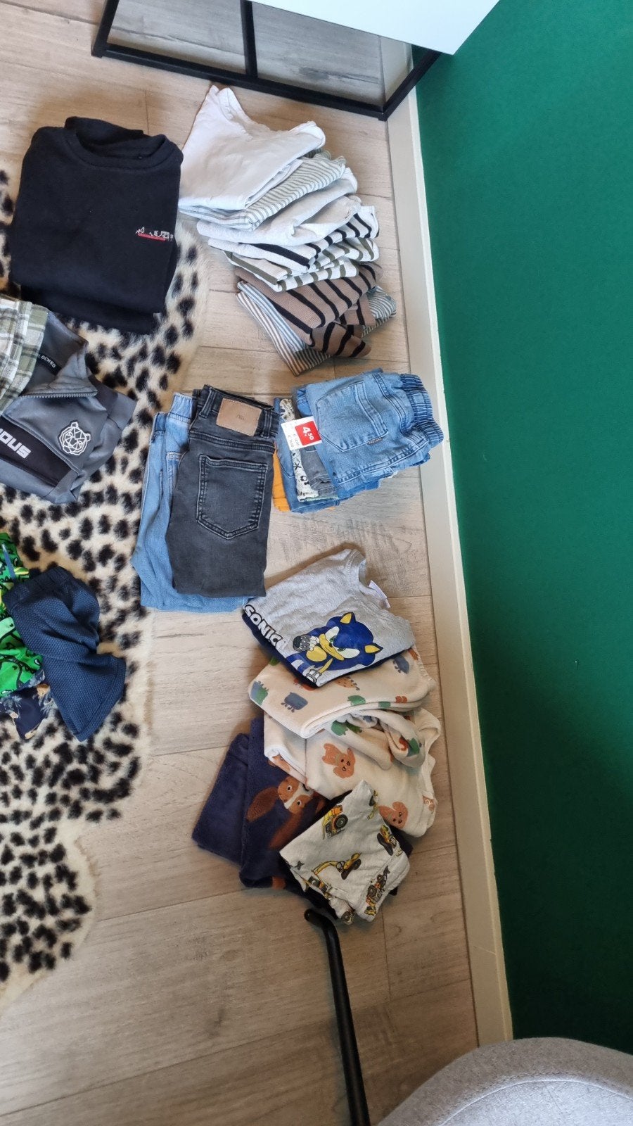 Groot kledingpakket jongens maat 98-104 (Hema, H&M, Zara), Ophalen