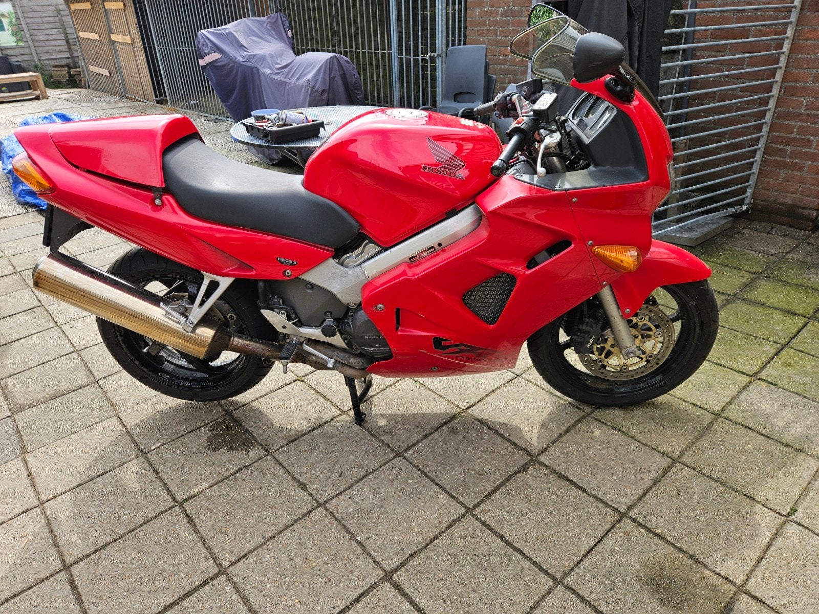 HONDA VFR 800FI (38000 KM), Ophalen