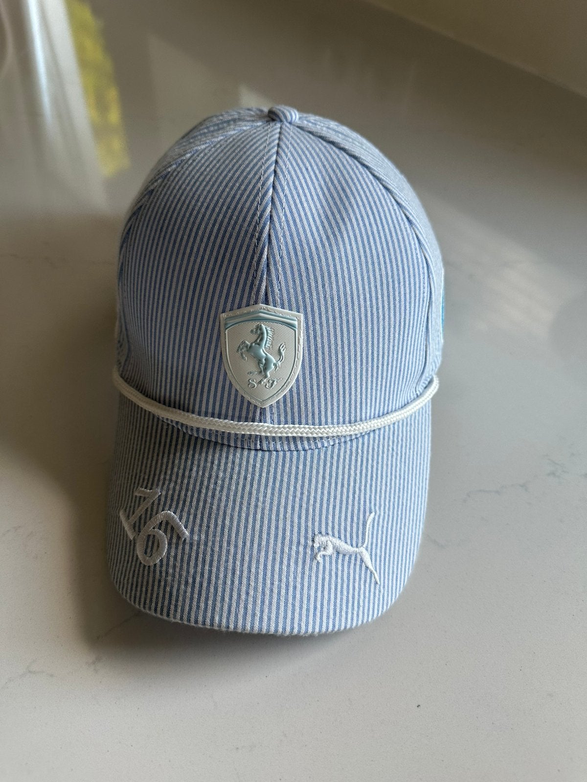 Ferrari F1 Cap Monaco Charles LeClerc Limited edition, Ophalen of Verzenden, Zo goed als nieuw, One size fits all, Pet