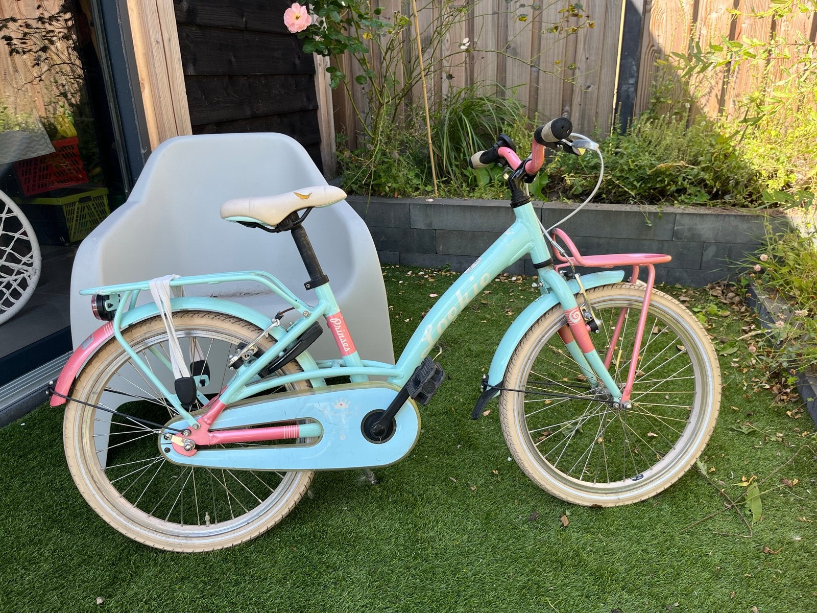 Loekie Prinses Kinderfiets 20 inch, Ophalen, Terugtraprem, Gebruikt, Handrem
