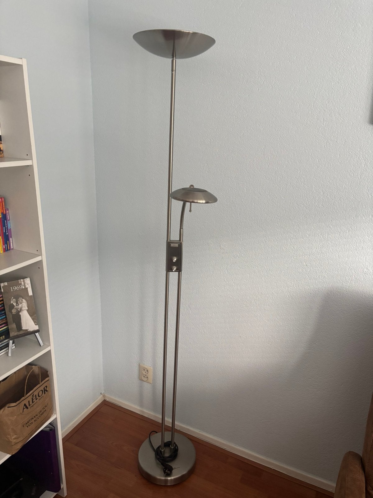 Vloerlamp, Ophalen, Gebruikt, Metaal