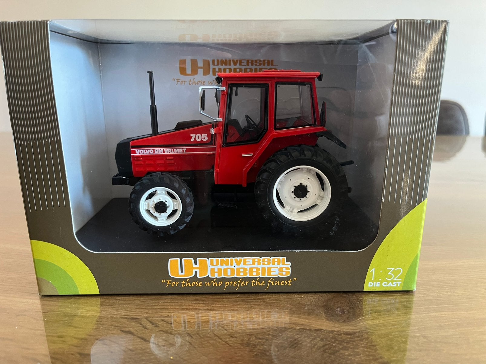 Volvo BM Valmet 705 trekker UH 2838 Nieuw, Ophalen of Verzenden, Nieuw, Tractor of Landbouw, Universal Hobbies