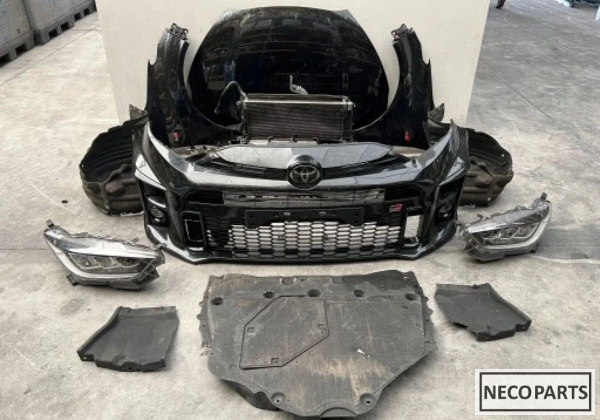 TOYOTA YARIS GR IV VOORKOP COMPLEET ORIGINEEL ALLES LEVERBAA, Gebruikt, -, Ophalen of Verzenden, Toyota