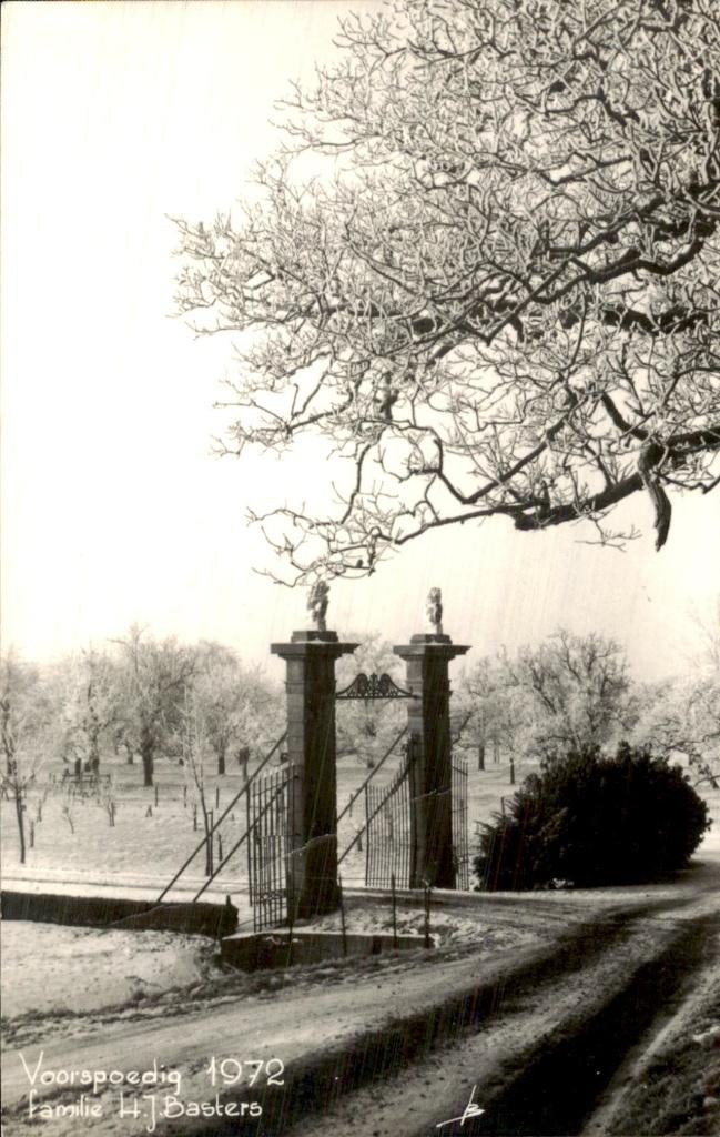 Dordrecht - Poortpilaren - Sneeuwlandschap, Ophalen of Verzenden, 1960 tot 1980, Gelopen, Zuid-Holland