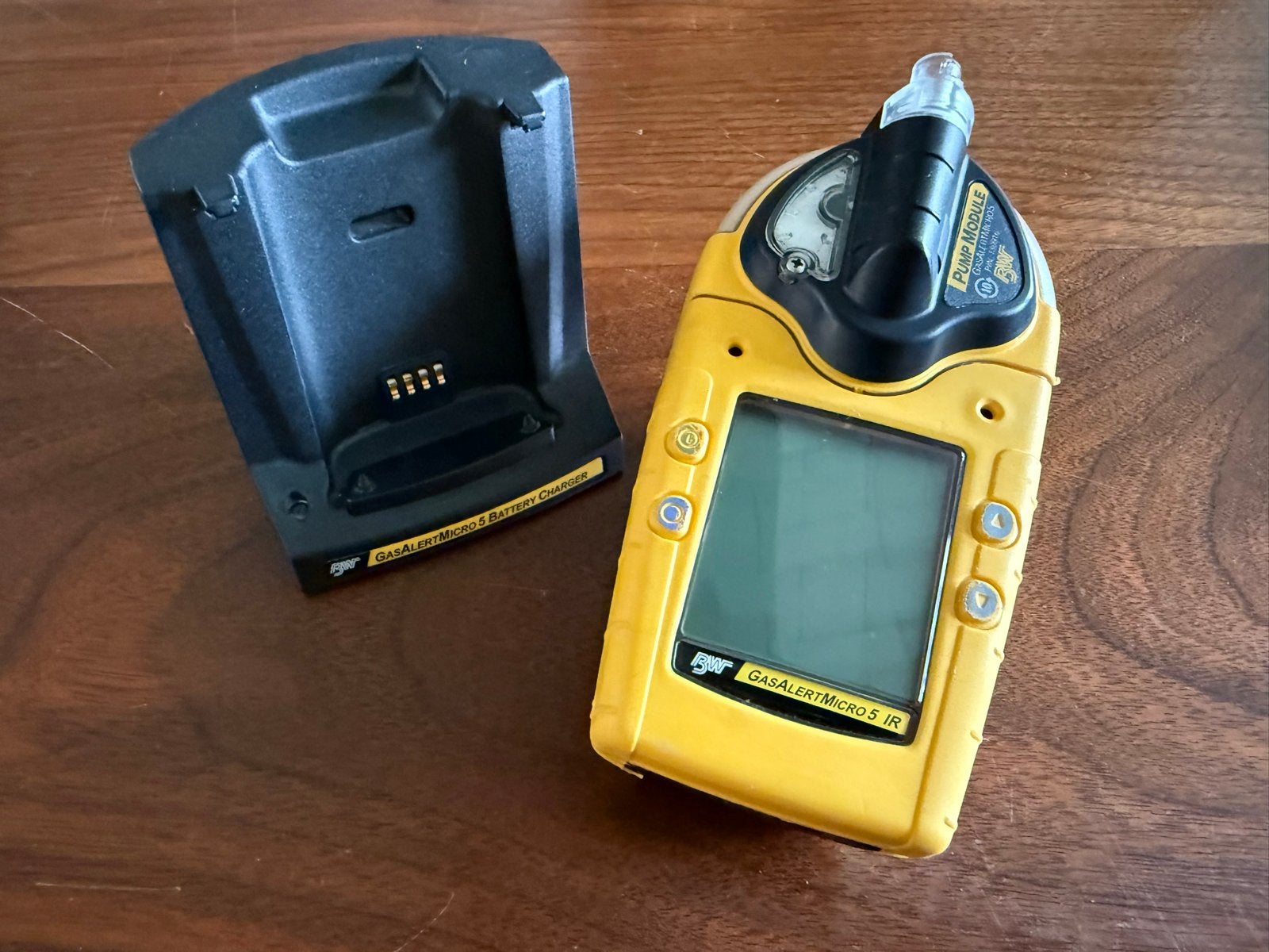 BW GasAlertMicro 5 IR gasdetector met pomp module, dock, Ophalen of Verzenden, Gebruikt, Overige meters