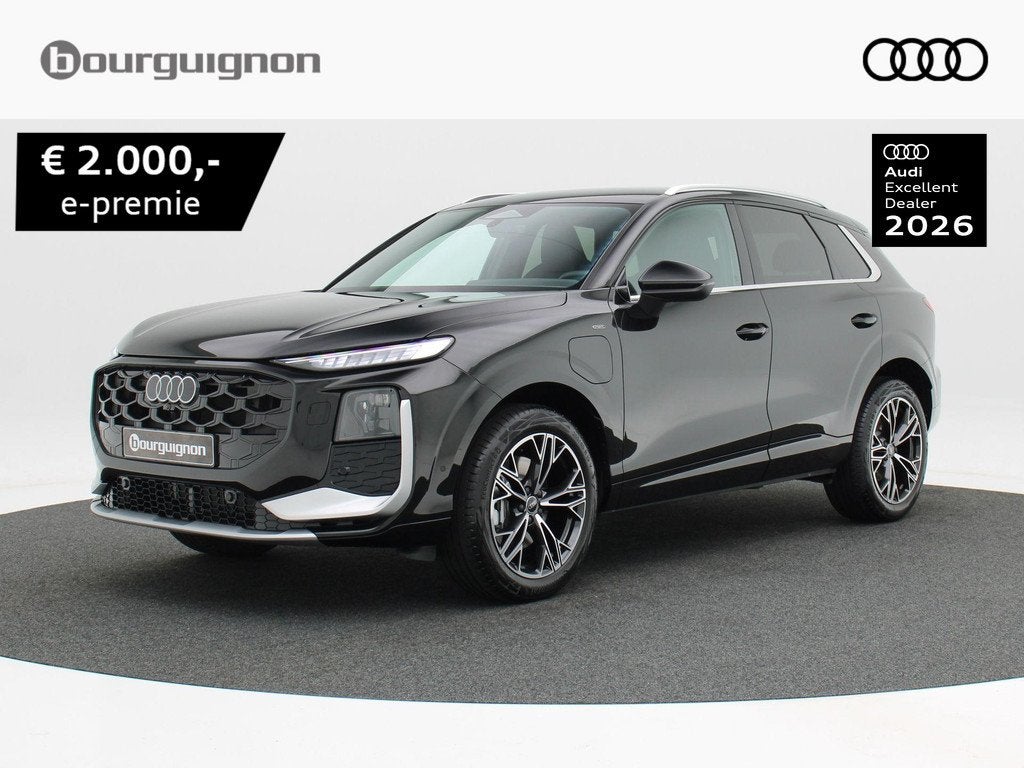 Audi Q3 e-hybrid | S edition | 272 PK Hatchback | Privacy gl