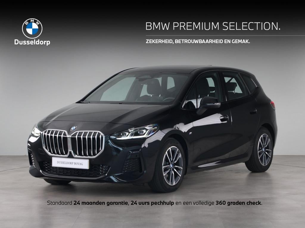 BMW 2 Serie 220i Active Tourer (bj 2025, automaat), 12 maanden, Gebruikt, 156 pk, Leder en Stof